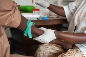 Ouganda : une tranche d’aide sanitaire débloquée