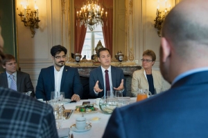 Alexander De Croo bespreekt Digitale toekomst van België met Singularity University, bedrijfsleiders en Premier Michel