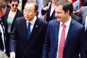 VN-secretaris-generaal Ban Ki-Moon en vicepremier Alexander De Croo